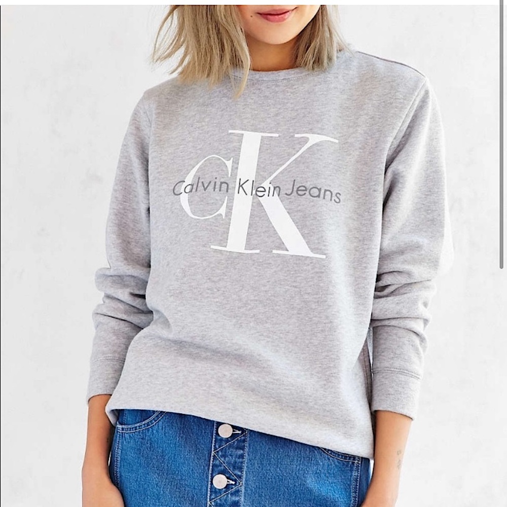 Calvin Klein logo sweatshirt gray size M